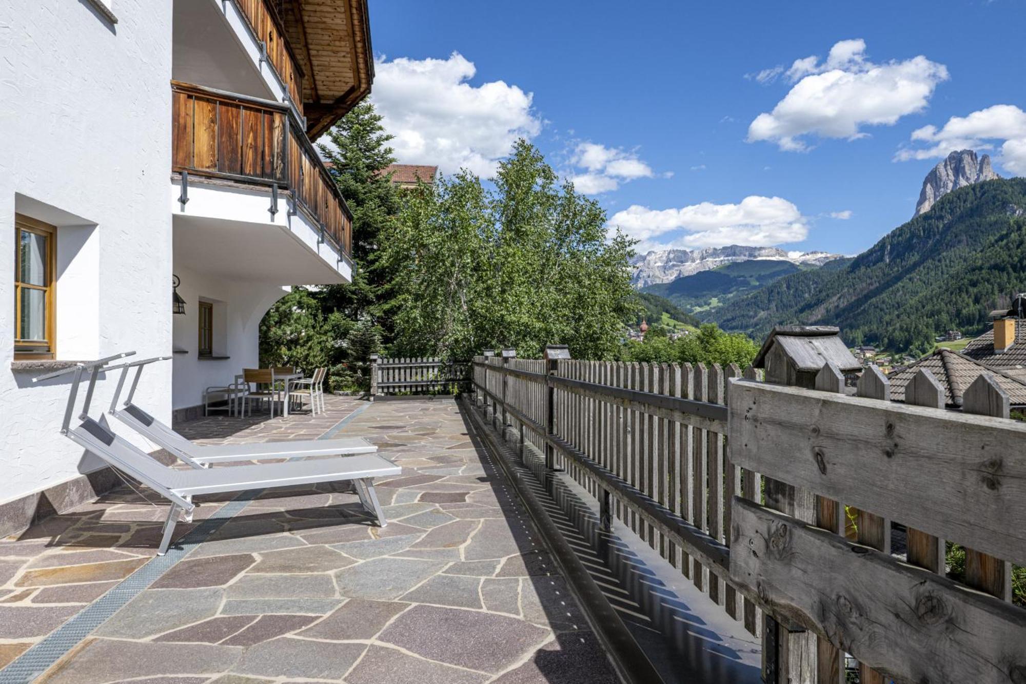 Panoramic Apartment 24 Ortisei Eksteriør billede